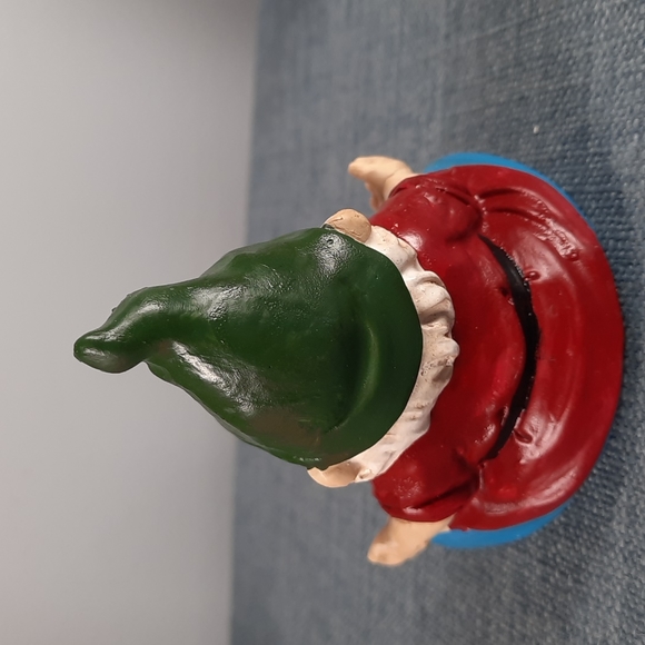 Garden Gnome Yoga Poses Whimsical Yard Resin Figures Indoor Outdoor Set 4 NWT - Picture 5 of 10